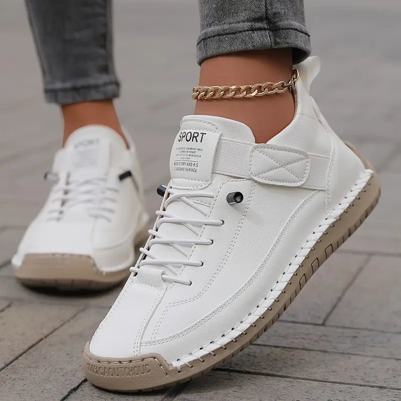 Basket femme en toile beige style mocassin