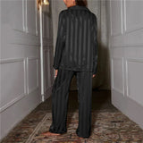 Ensemble pyjama femme satiné coupe classique boutonné