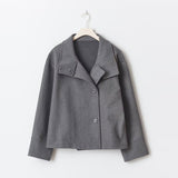 Manteau court femme double boutonnage coupe ajustée
