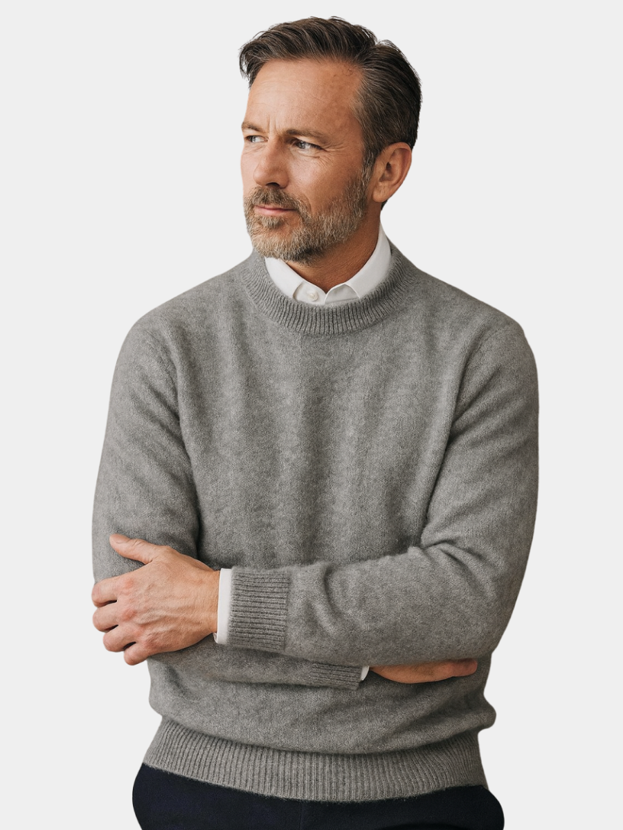 Pull en cachemire col V homme coupe ajustée