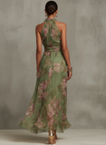 Robe halter fleurie taille marquée jupe fluide