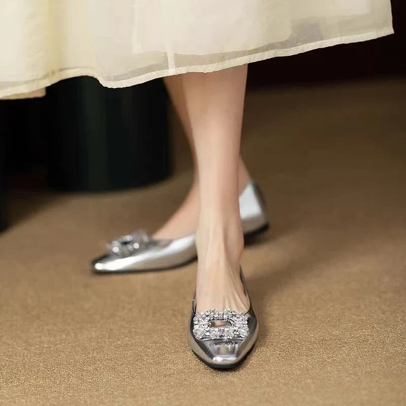 Ballerines femme en cuir avec strass et finition métallisée