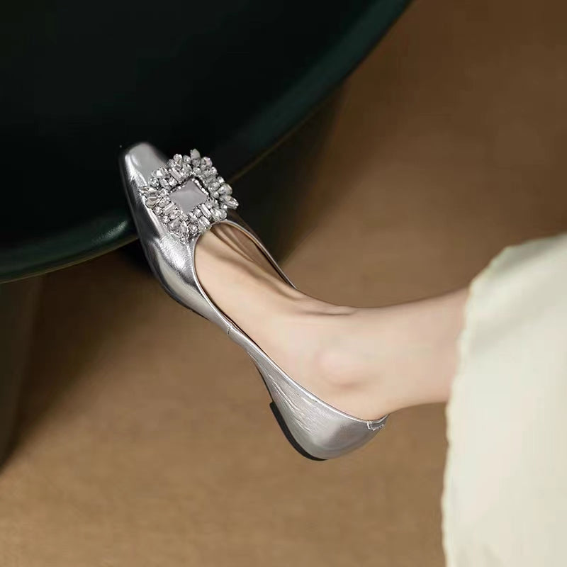 Ballerines femme en cuir avec strass et finition métallisée