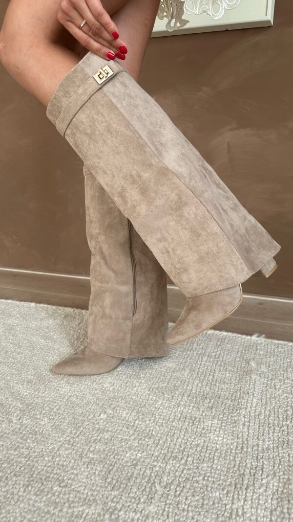 Bottes hautes femme en suédine talon compensé bout pointu