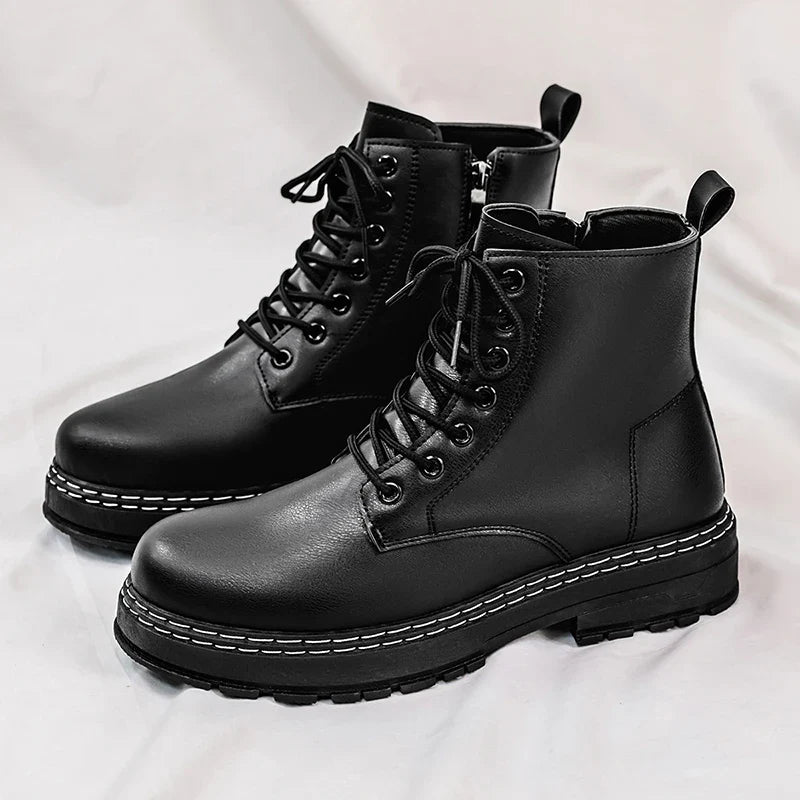 Bottes moto homme en cuir verni noir