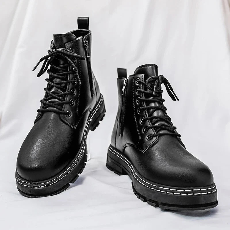 Bottes moto homme en cuir verni noir