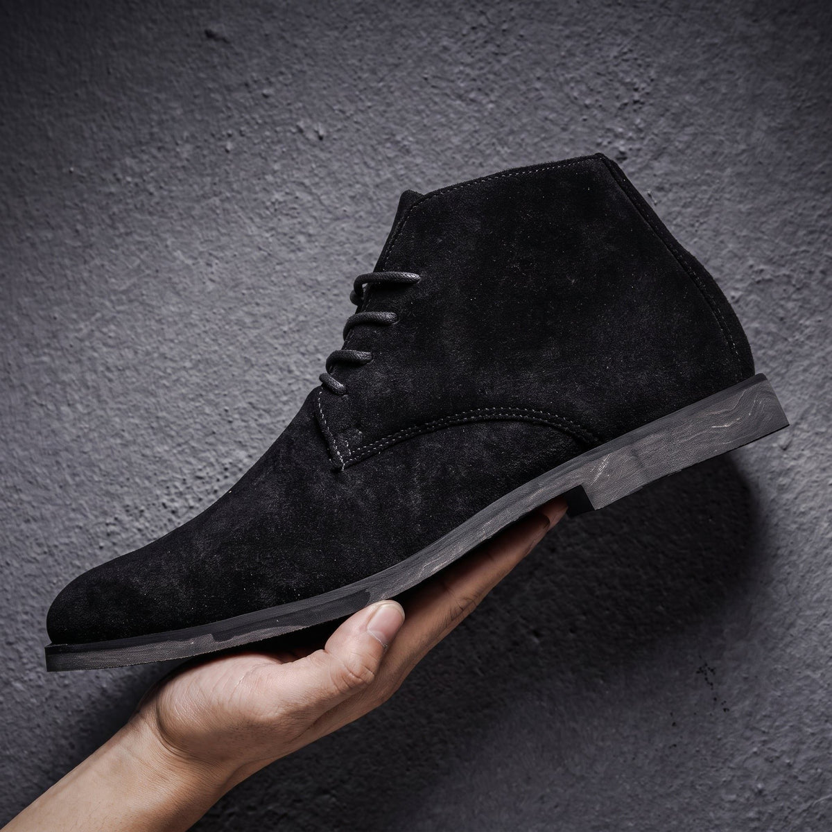 Bottines Chukka Homme en Daim à Lacets Bout Pointu - Noir