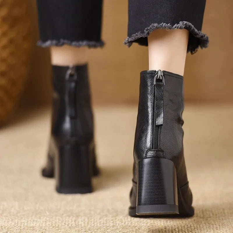 Bottines en cuir talon bloc femme bout carré