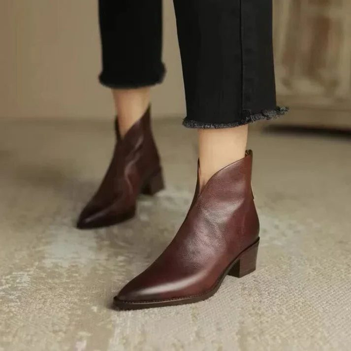Bottines en cuir souple à bout pointu pour femme - Marron