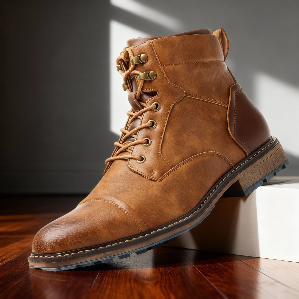 Bottines style militaire à lacets