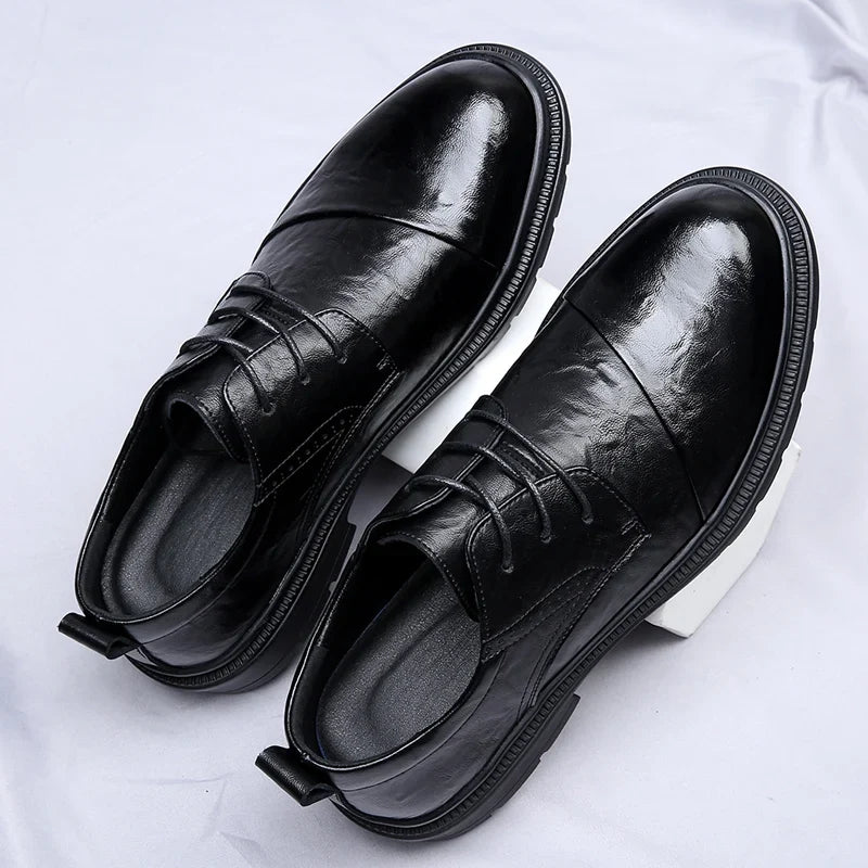Chaussure en cuir homme semelle crantée
