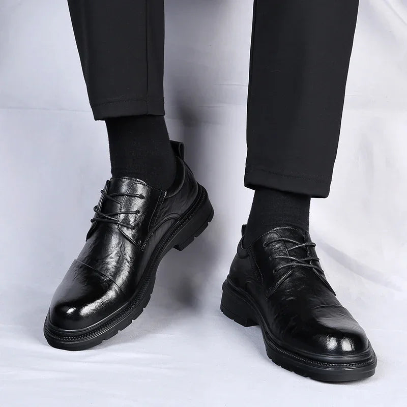 Chaussure en cuir homme semelle crantée