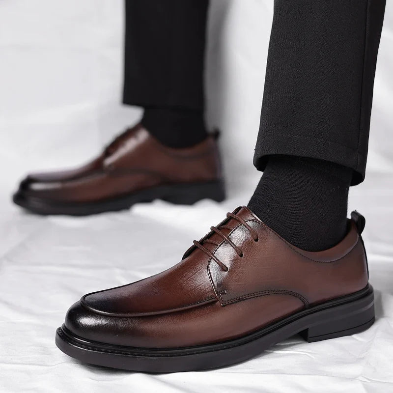 Chaussures en cuir véritable à lacets