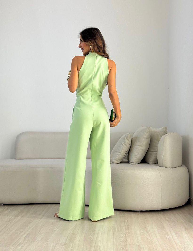 Combinaison femme fluide taille marquée