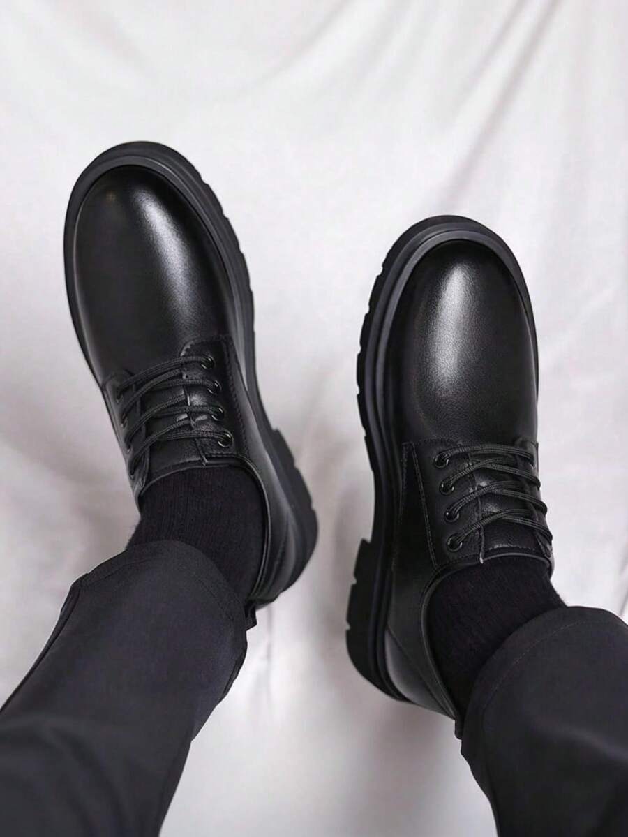 Derbies en cuir noir homme tige basse semelle épaisse