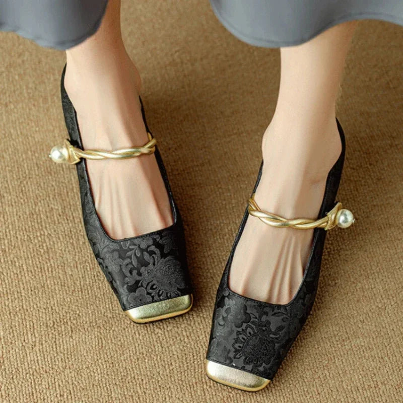 Escarpins talon carré femme satin bout carré métallisé bride perlée - Noir