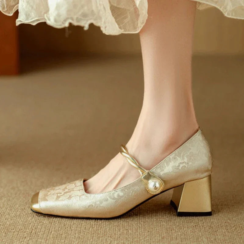 Escarpins talon carré femme satin bout carré métallisé bride perlée
