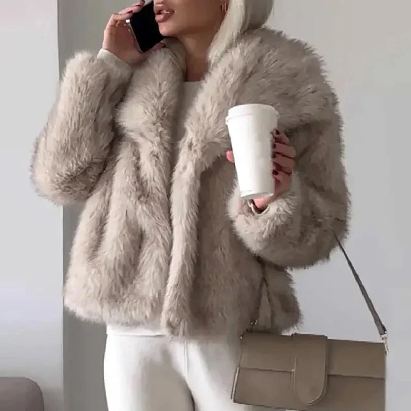 Francine - Veste Fausse Fourrure Courte