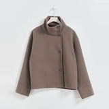 Manteau court femme double boutonnage coupe ajustée