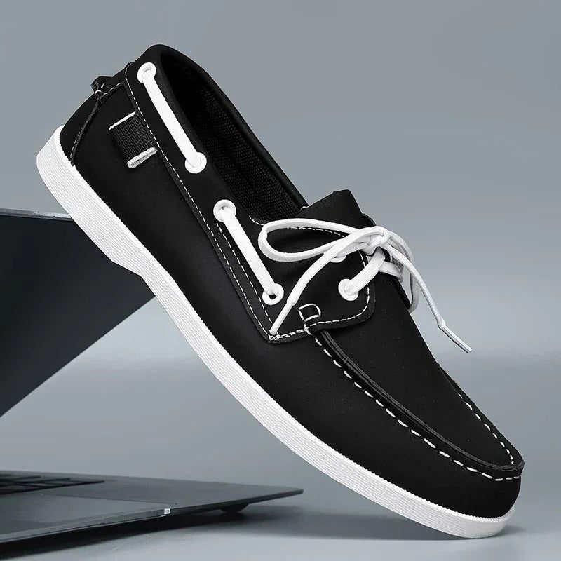 Mocassins bateau homme lacets bicolores semelle blanche