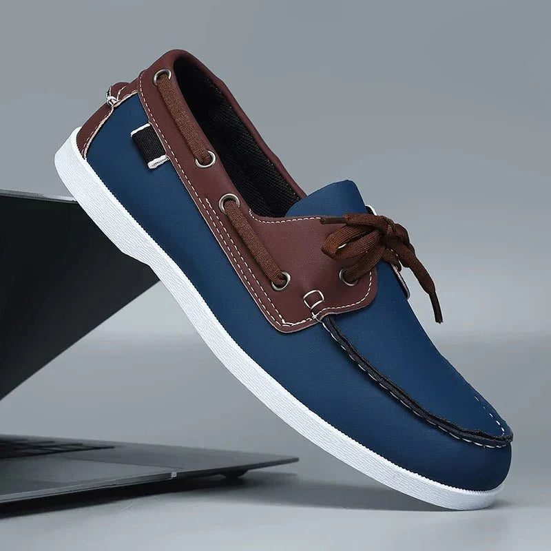 Mocassins bateau homme lacets bicolores semelle blanche