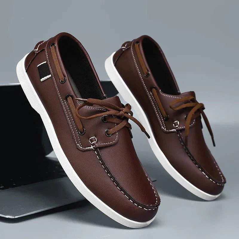 Mocassins bateau homme lacets bicolores semelle blanche - Walnut
