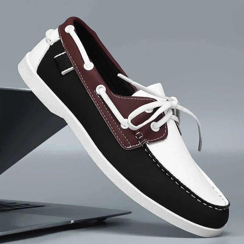 Mocassins bateau homme lacets bicolores semelle blanche