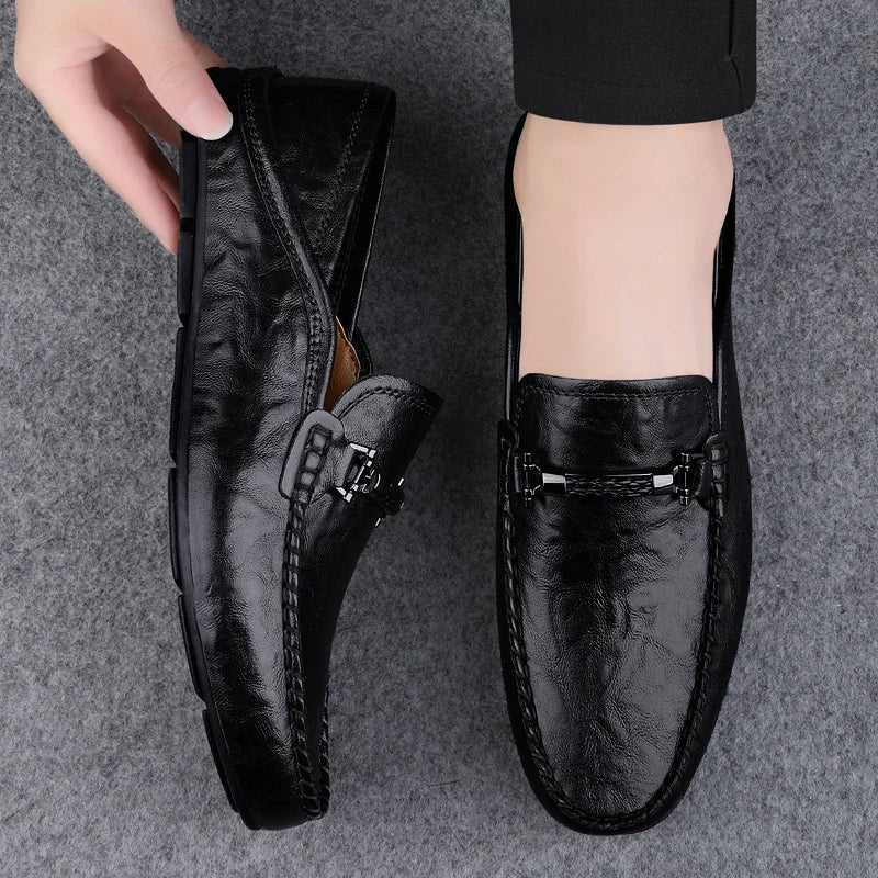 Mocassins en Cuir Bout Rond Détail Métallique