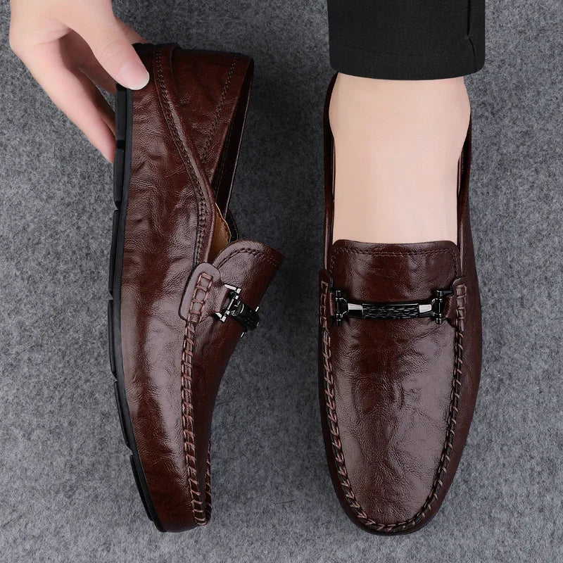 Mocassins en Cuir Bout Rond Détail Métallique - Marron