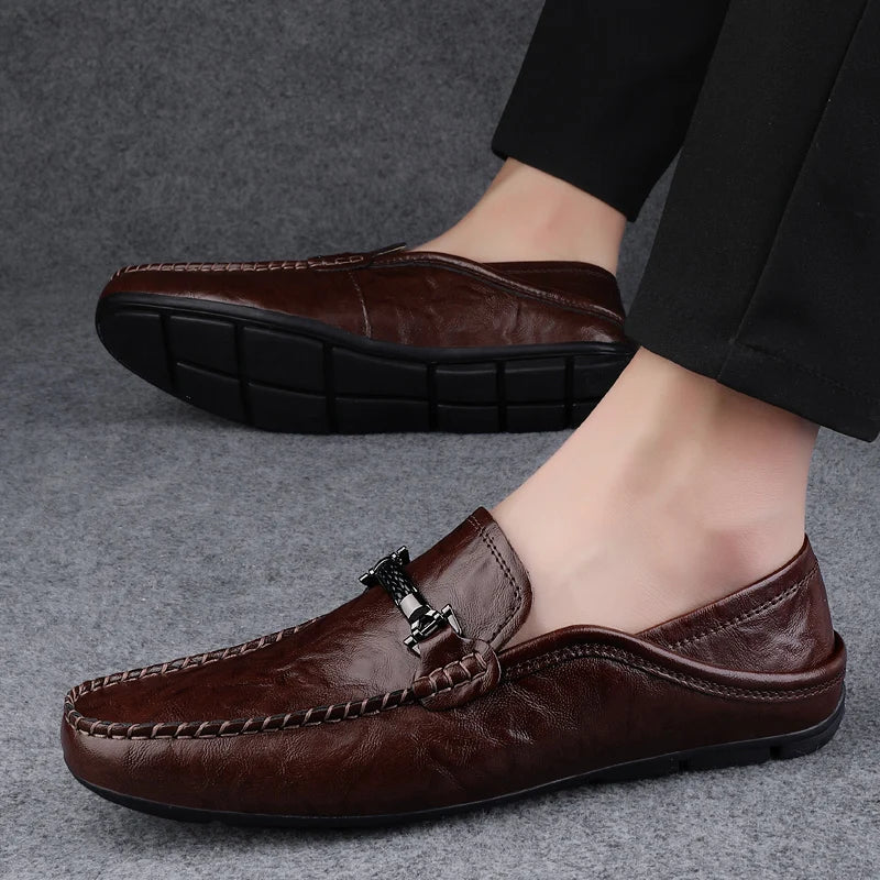 Mocassins en Cuir Bout Rond Détail Métallique