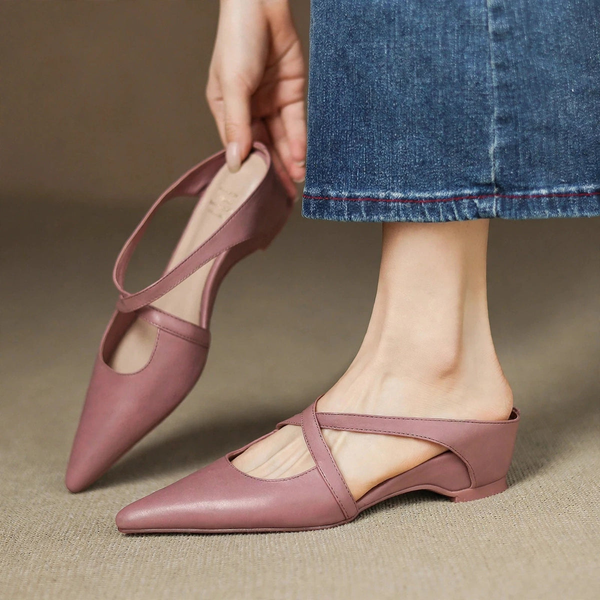Mules Femme en Cuir Bout Pointu Talon Bloc