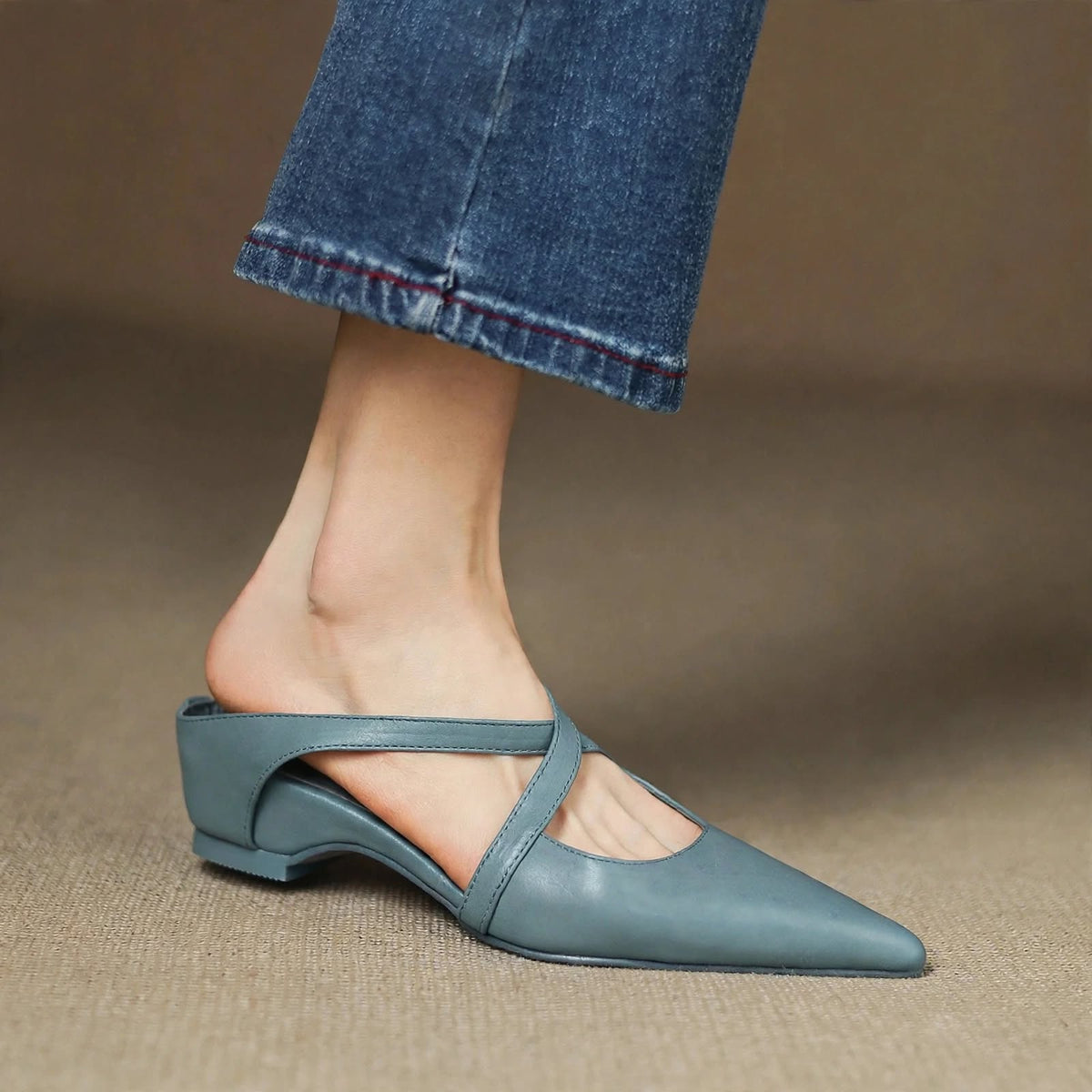 Mules Femme en Cuir Bout Pointu Talon Bloc