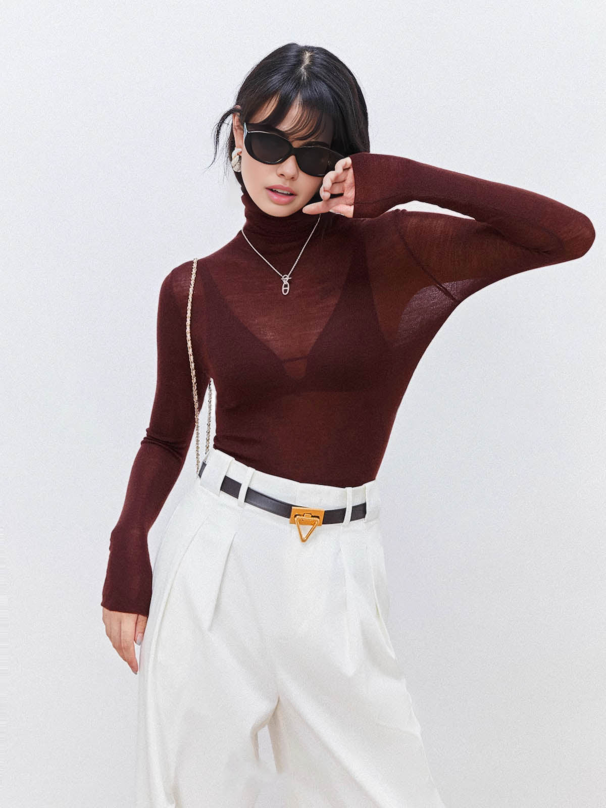 Pull col roulé femme en laine transparent