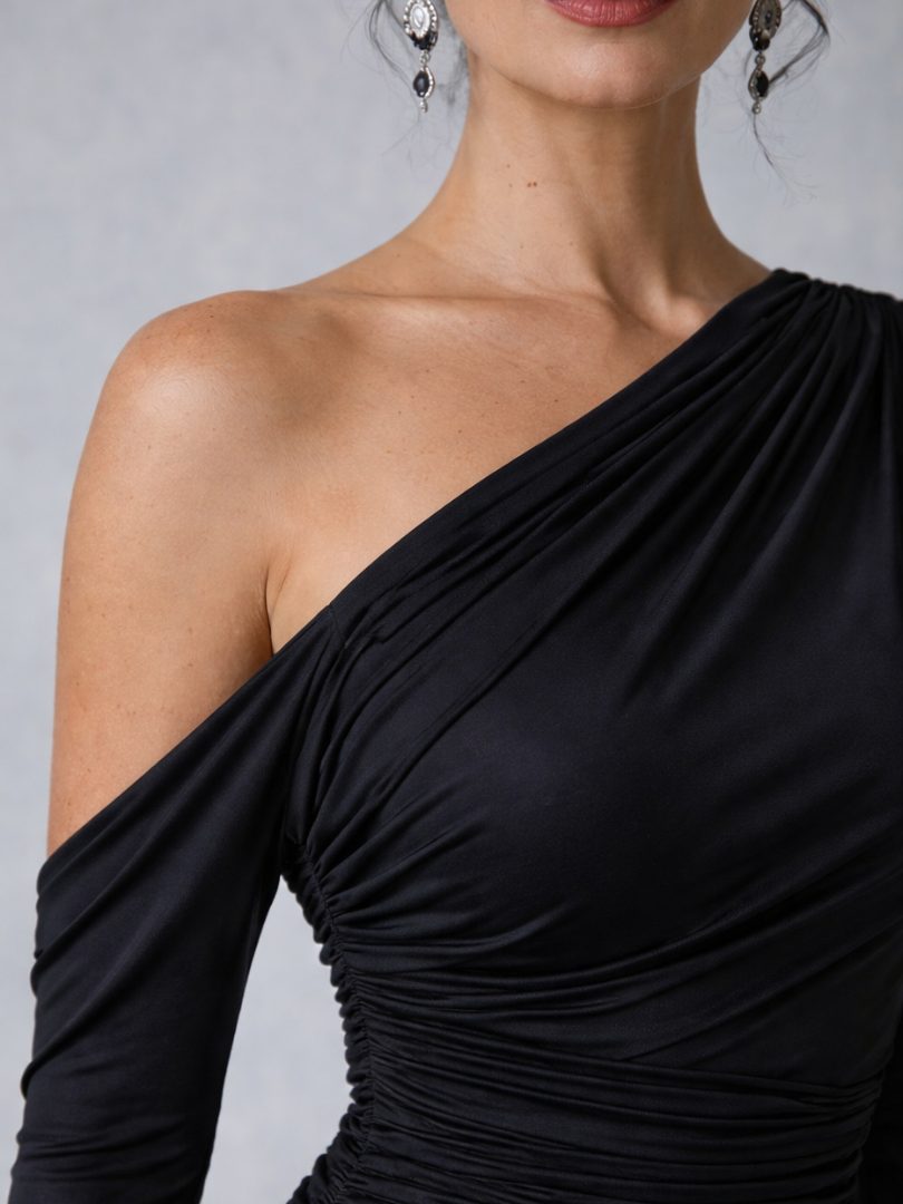 Robe de soirée asymétrique une épaule femme