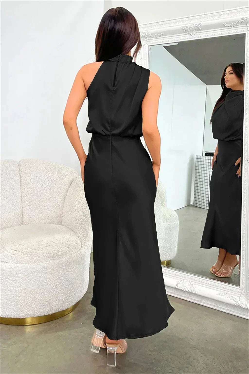 Robe de soirée dos nu en satin col halter femme