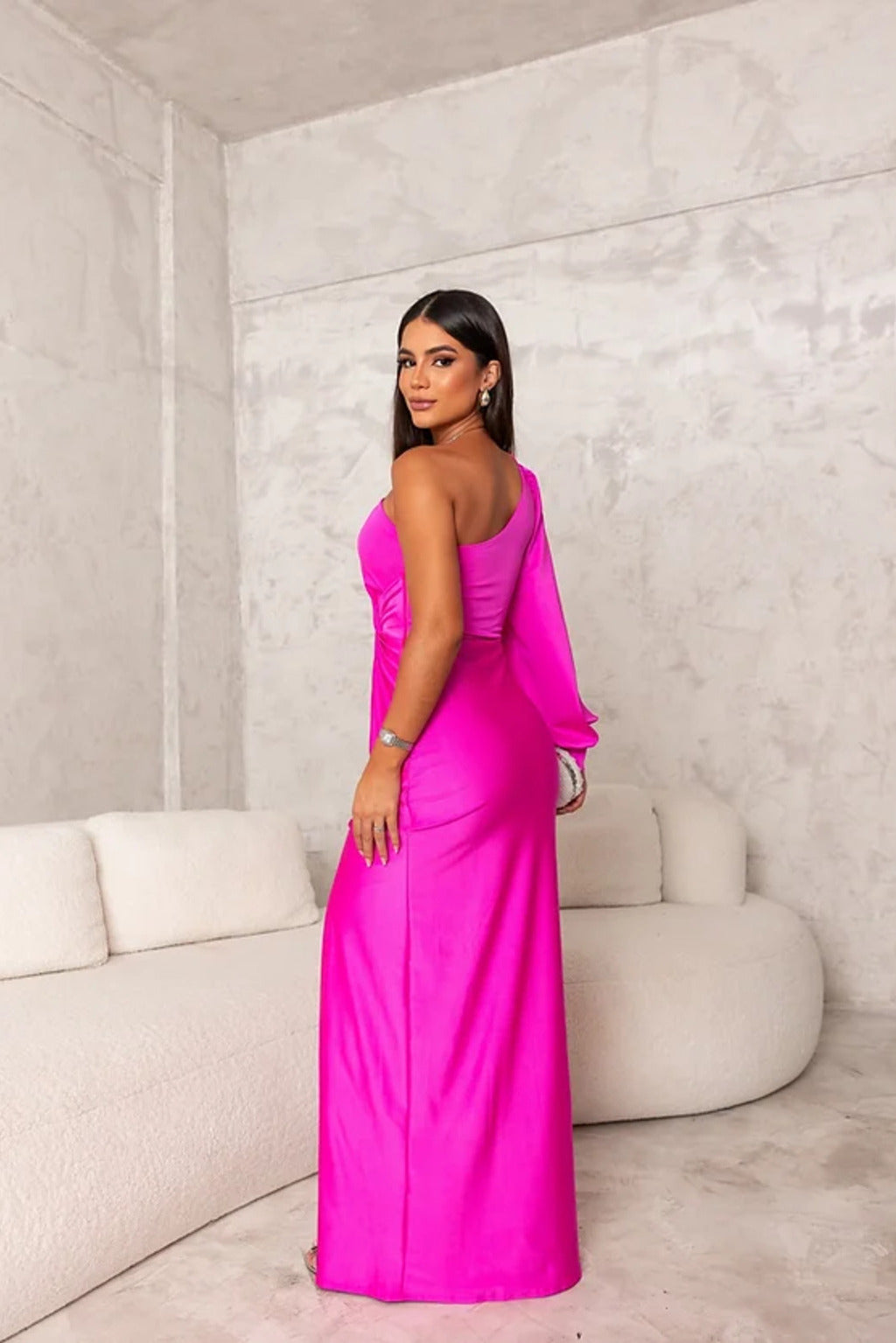 Robe de soirée une épaule femme manches longues