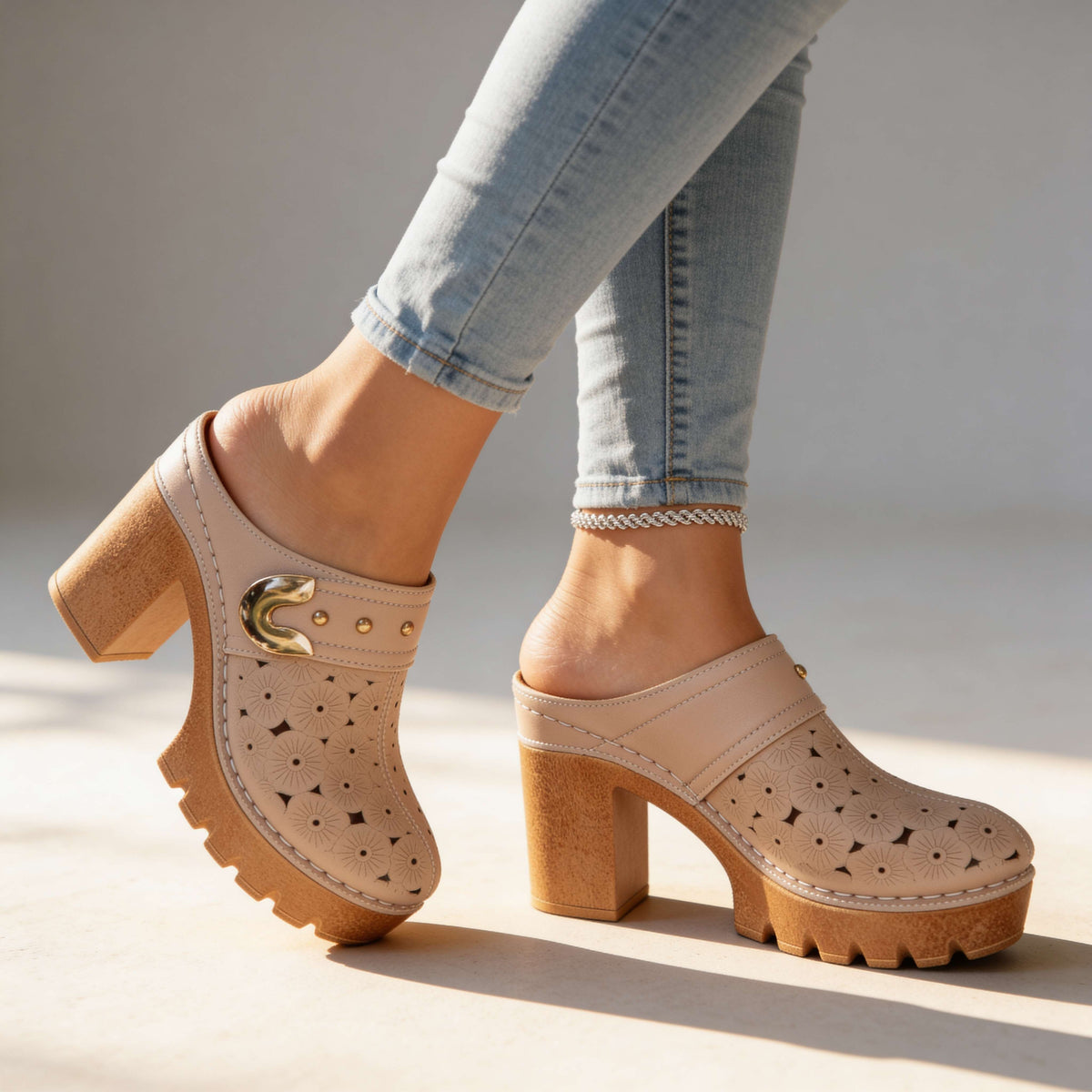 Sabots orthopédiques plateforme femme motif floral - Beige
