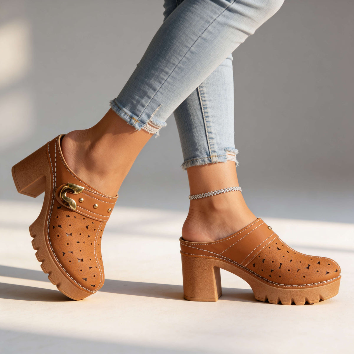 Sabots orthopédiques plateforme femme motif floral - Marron