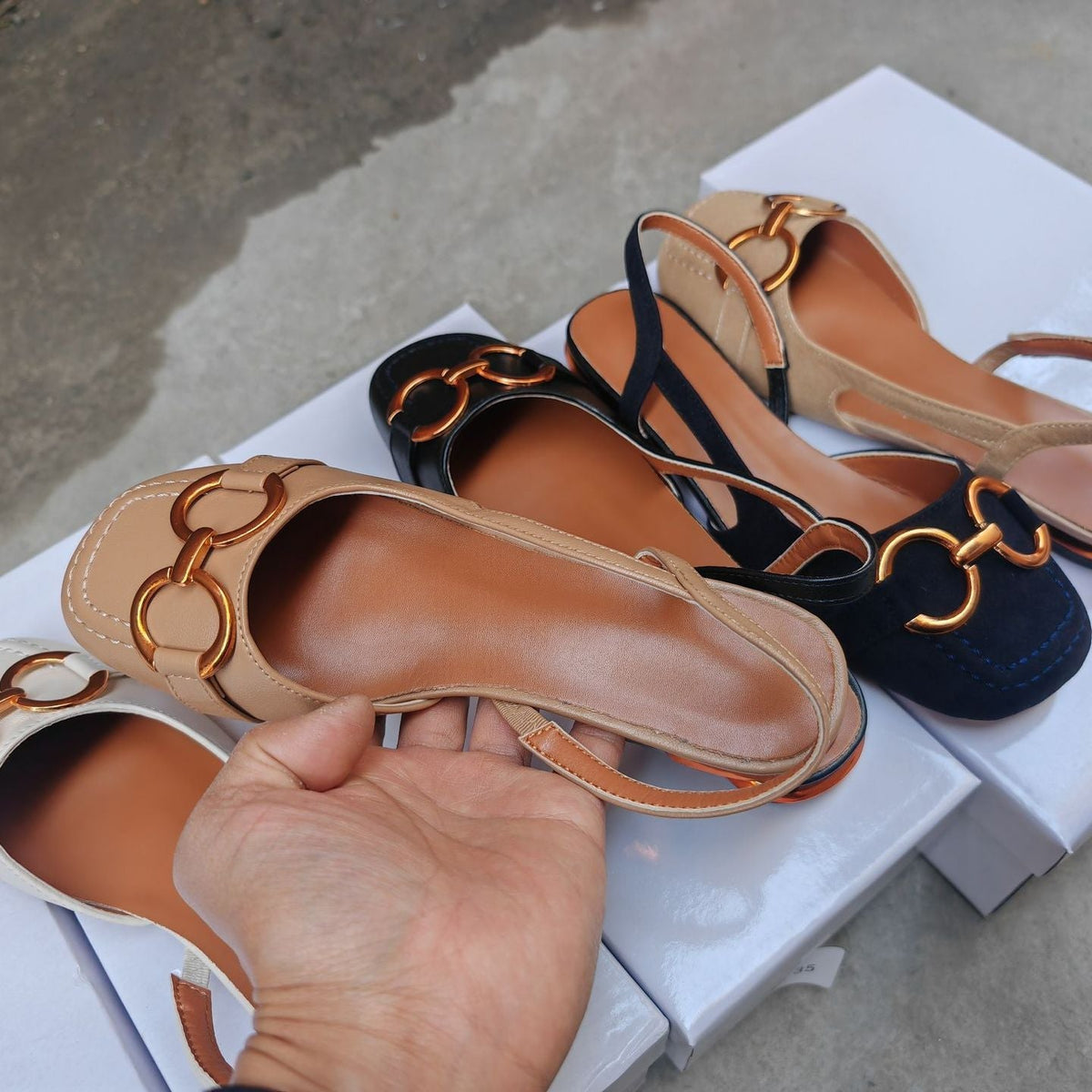Slingbacks femme en cuir bout rond talon bas