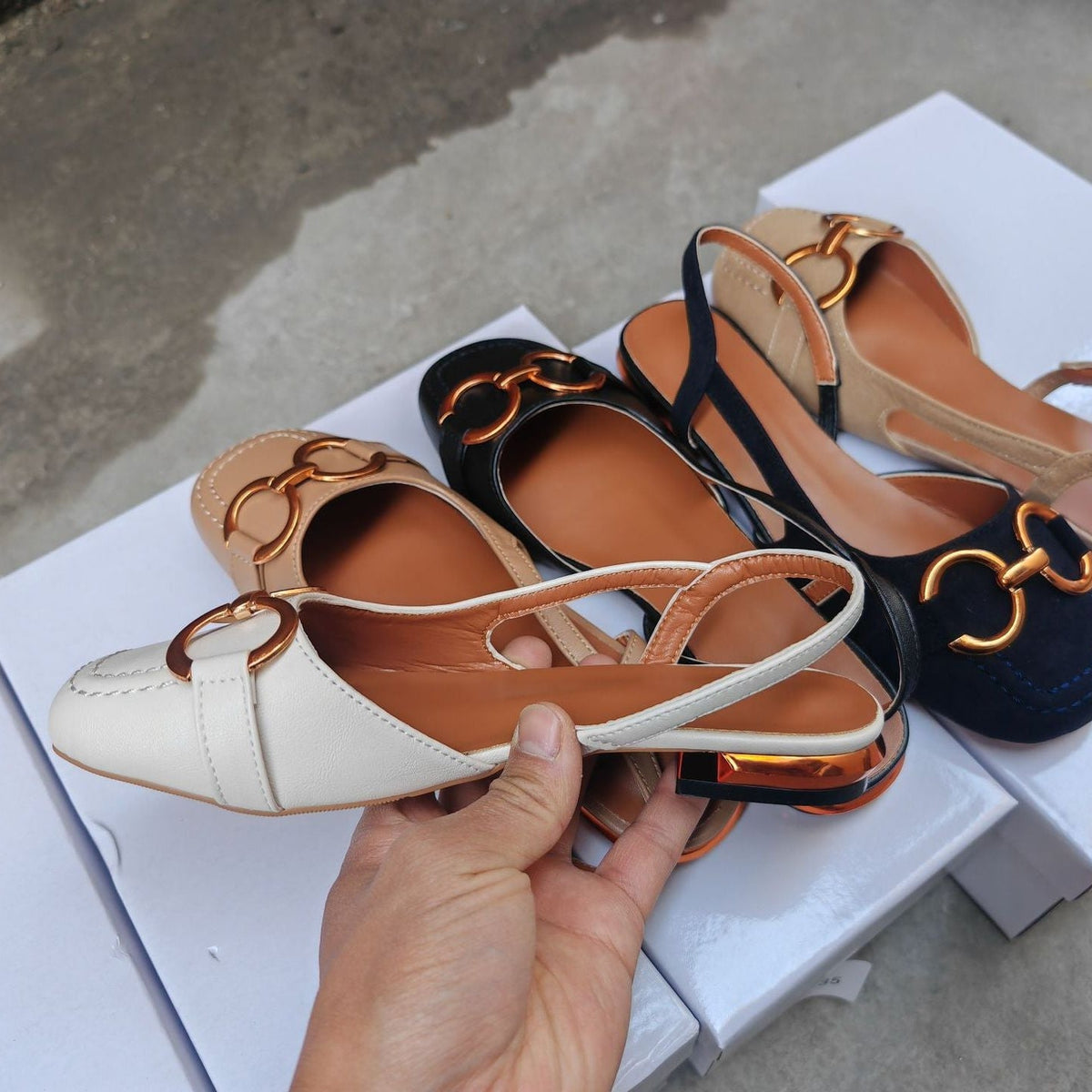 Slingbacks femme en cuir bout rond talon bas