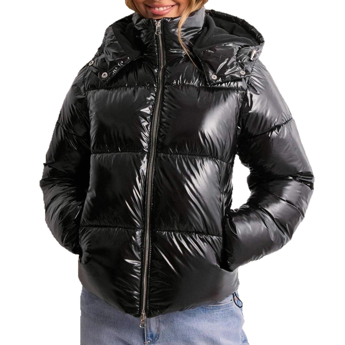 Veste matelassée femme à capuche ajustable
