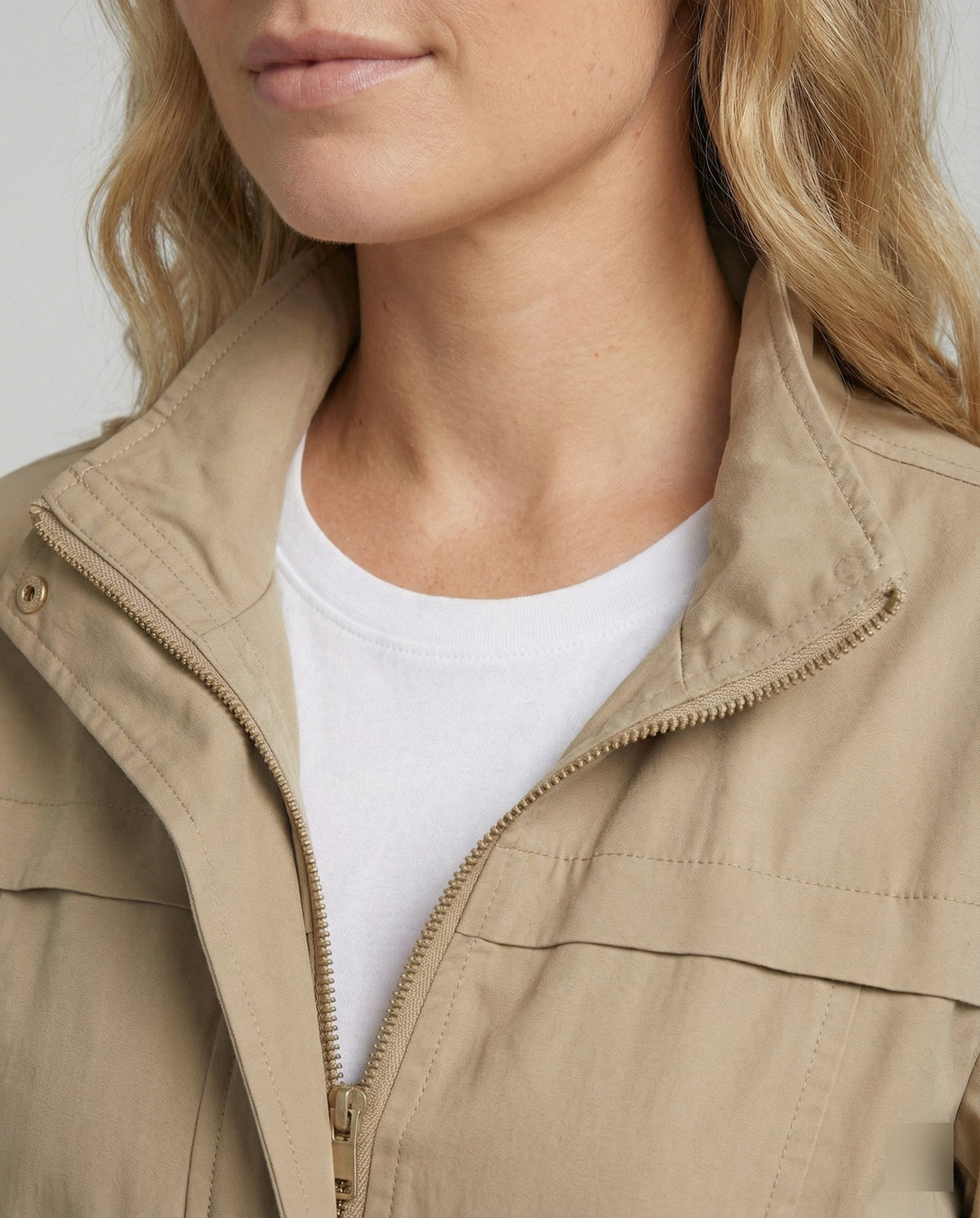 Veste Militaire Femme Col Montant Taille Cordon